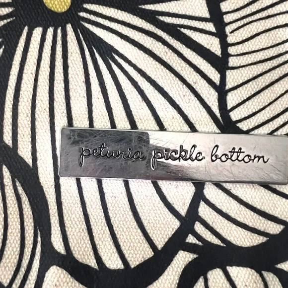 Good conditionPetunia Pickle Bottom PBB Crossbody Clutch (discontinued model) - Picture 2 of 9